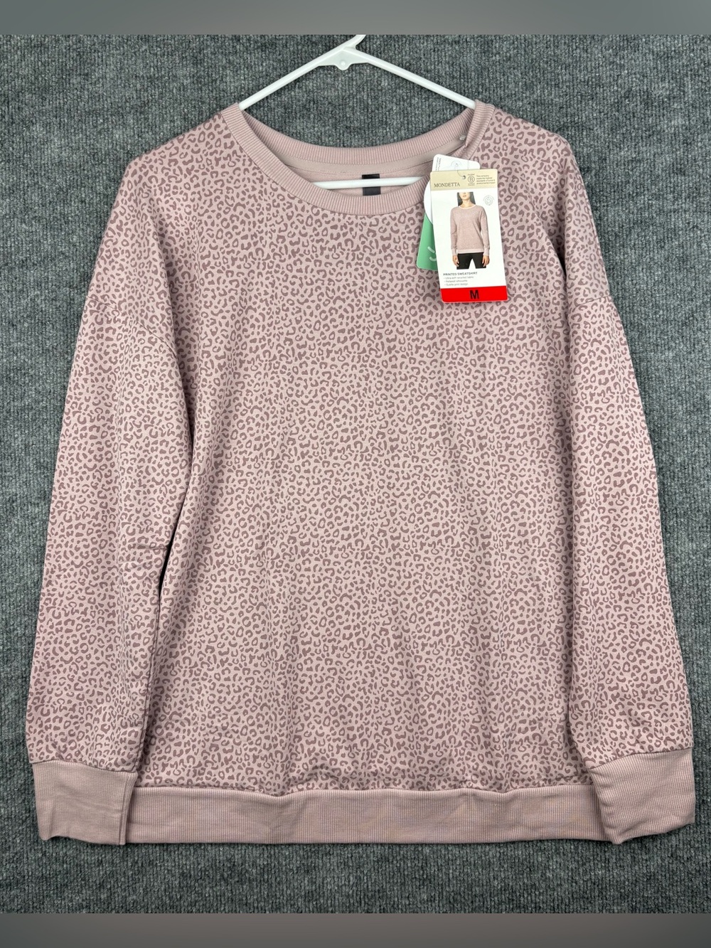 New Mondetta  Pink Leopard Soft Lightweight Women’s Sweatshirt M Crew Neck